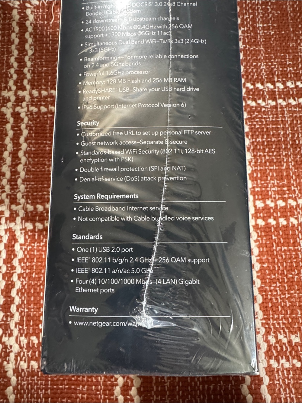 NETGEAR Nighthawk AC1900 WiFi Cable Modem Router - Picture 8 of 9